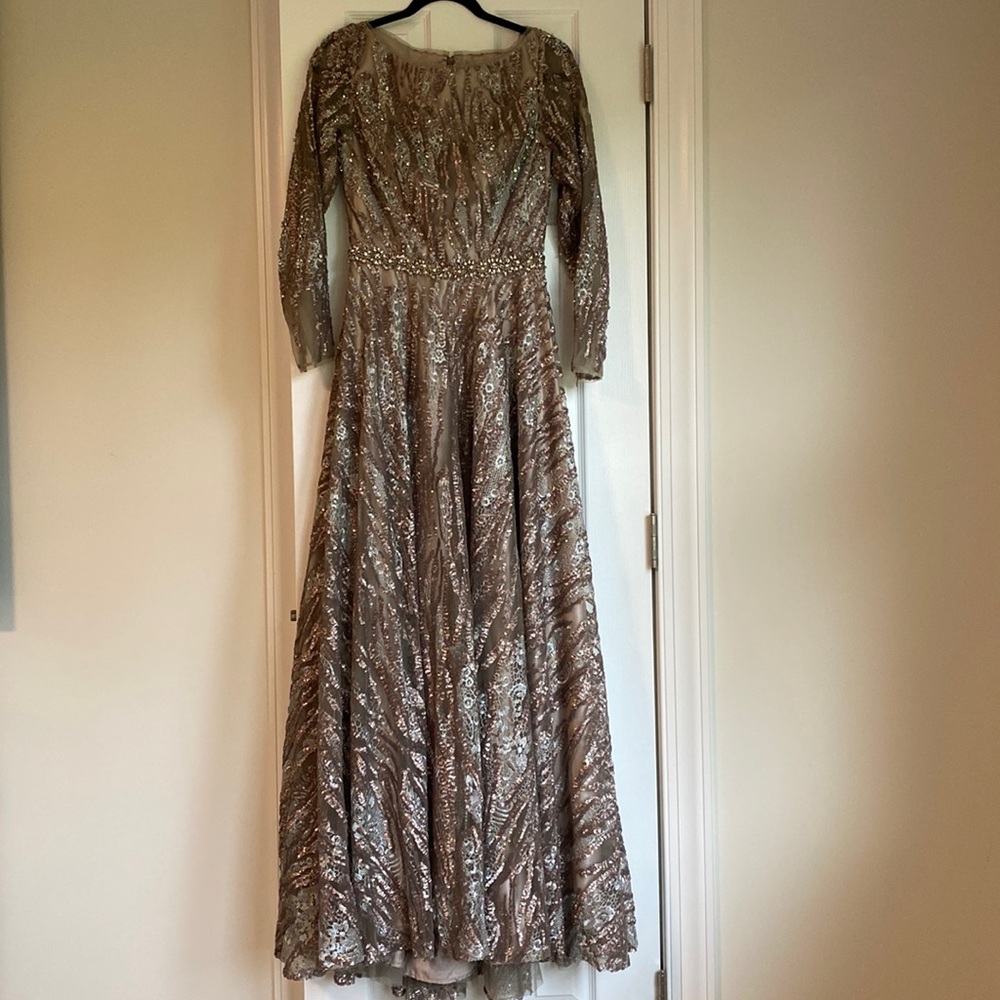 Max Duggal formal gown, size 2, great condition